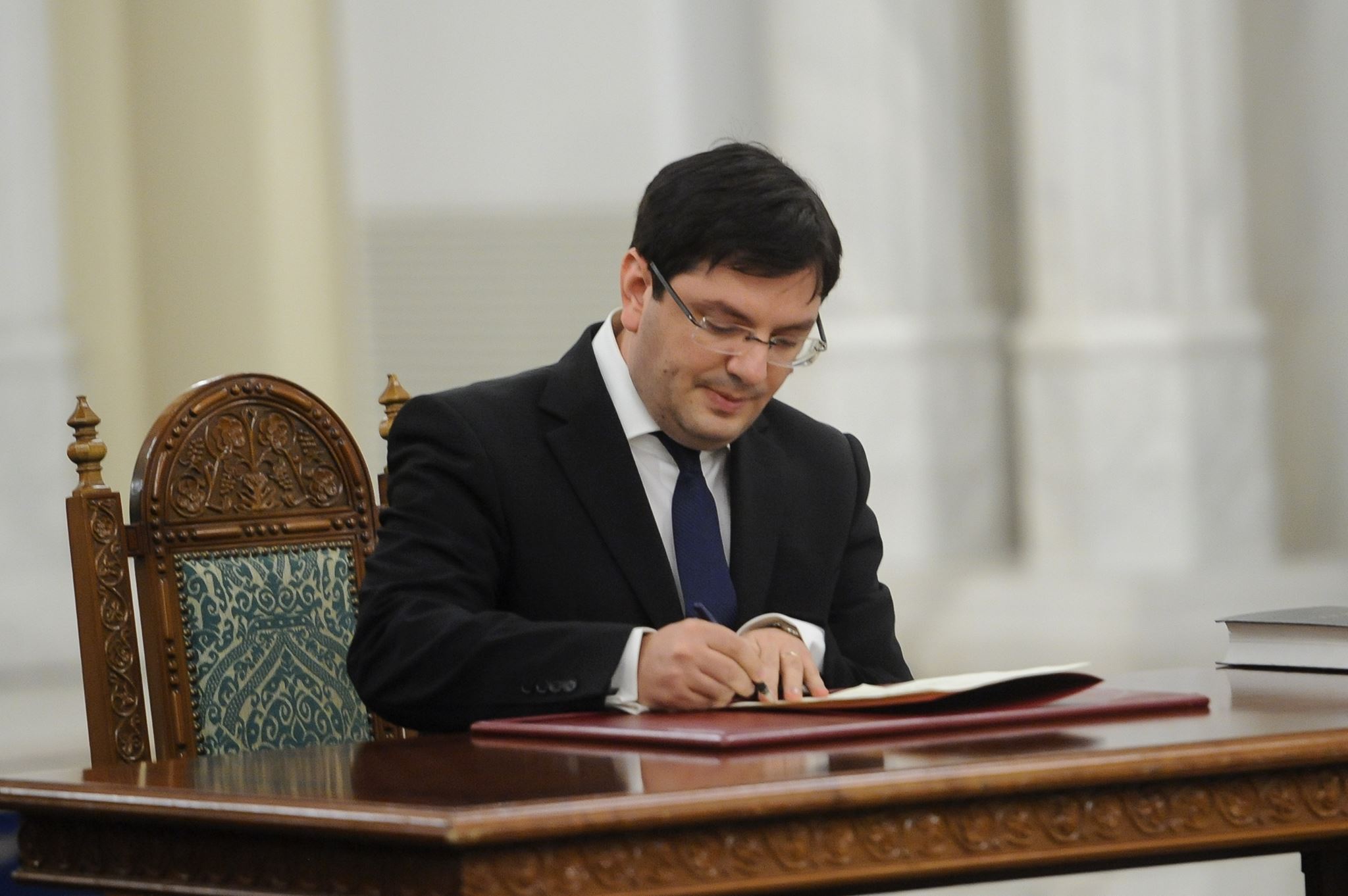 Fostul ministru Nicolae Bănicioiu, trimis în judecată. Ce acuzații îi aduce DNA-ul