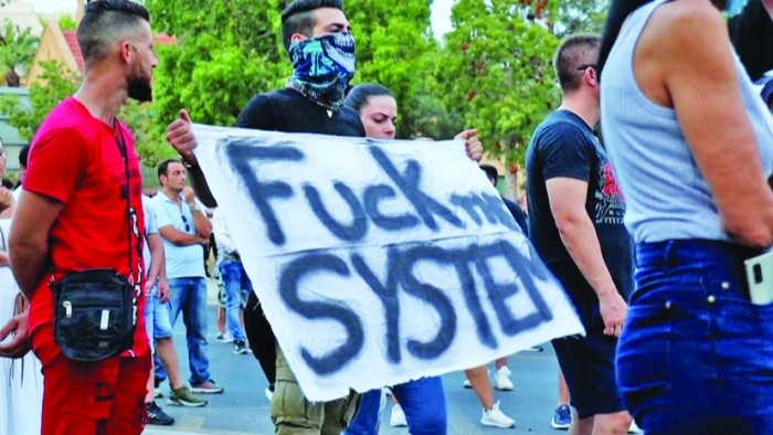 Europa, în marș spre tiranie. Statul, cu genunchiul pe grumazul cetățeanului