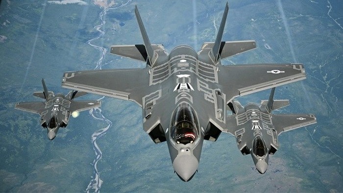 f35 - Ziarul National