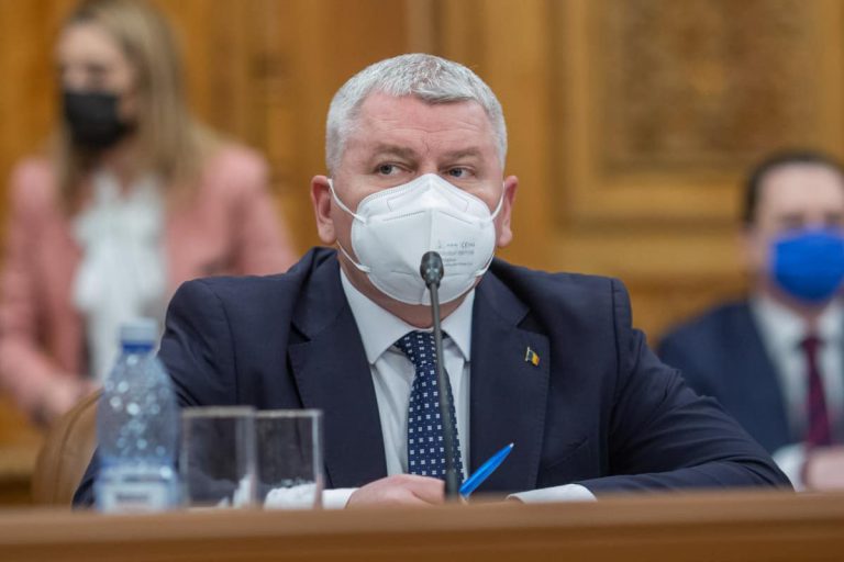După demisie, Florin Roman acuză „două tipuri de atacuri” în cazul său, inclusiv în planul „forţelor oculte” – VIDEO