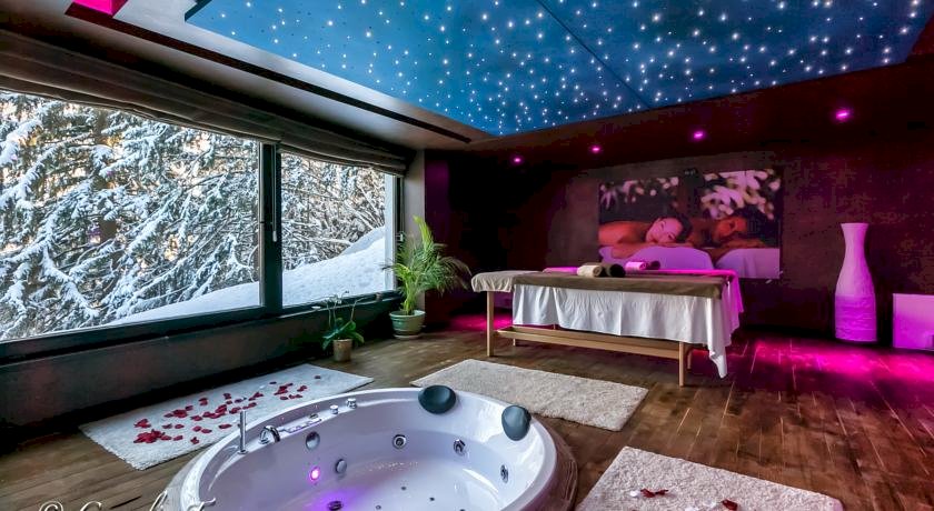 Stable Publicity Bog Unde se află cea mai scumpă cameră de Revelion în România. Trei nopți de  cazare costă cât o săptămână la Dubai | Ziarul National