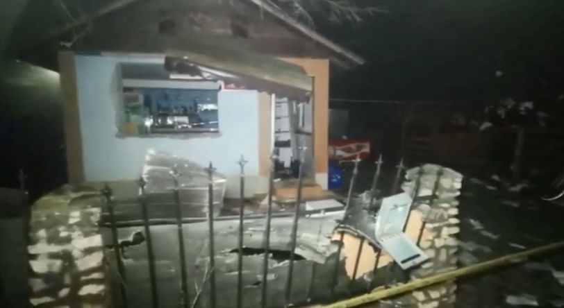 Patru oameni au ajuns la spital, în urma unei explozii la un magazin alimentar: Ce a anunțat MS despre starea lor - VIDEO