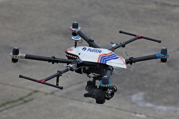 MAI pregătește represiunea. Polițiștii vor folosi drone pentru restabilirea ordinii publice