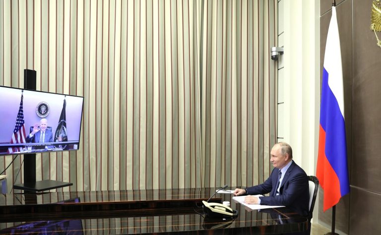 Summit SUA-Rusia: două ore de ping-pong cu Ucraina. Biden amenință, Putin își menține pretențiile