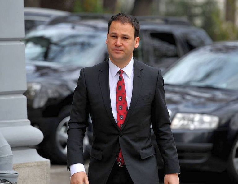 Robert Negoiță, scrisoare către Dacian Cioloș: Consilierii USR generează în mod ticălos blocaje în Sectorul 3. Au votat împotriva fluidizării traficului (VIDEO)