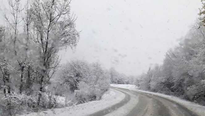 Meteo, 17 decembrie. Cum va fi vremea vineri. Atenționări nowcasting COD GALBEN de la ANM