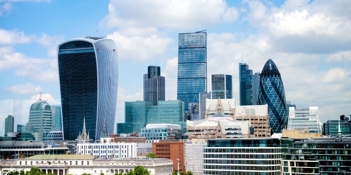 China cucerește City of London