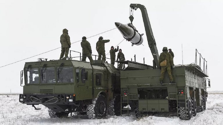 Europa, amenințată! Putin vrea să amplaseze rachete nucleare în Belarus, chiar pe graniță cu NATO!