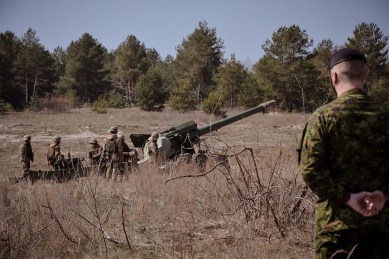RĂZBOI ÎN Ucraina. Canada sare in ajutorul Kievului. Trimite încă 60 de soldati sa lupte cu rușii!