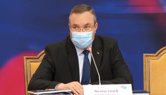 Premierul Ciucă, acuzat de plagiat în teza de doctorat