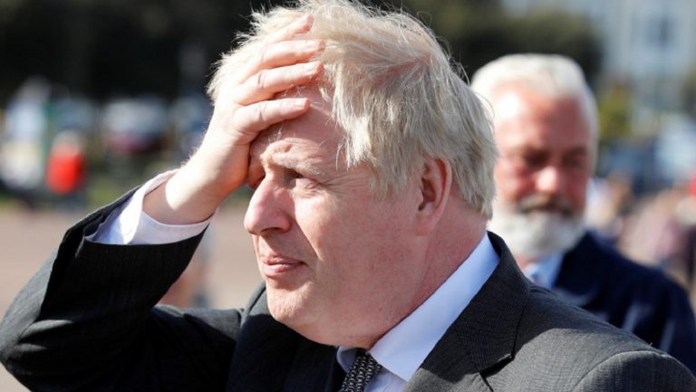 DEZVĂLUIRI. Boris Johnson, petrecere cu 100 de invitați în plină pandemie! „Aduceți-vă propriile băuturi!”