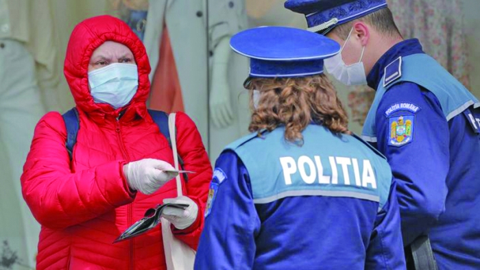 Polițiștii au decis. Nu vor da amenzi pentru măștile textile