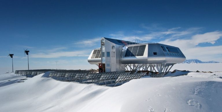O stație de cercetare din Antarctica, năpădită de Covid-19