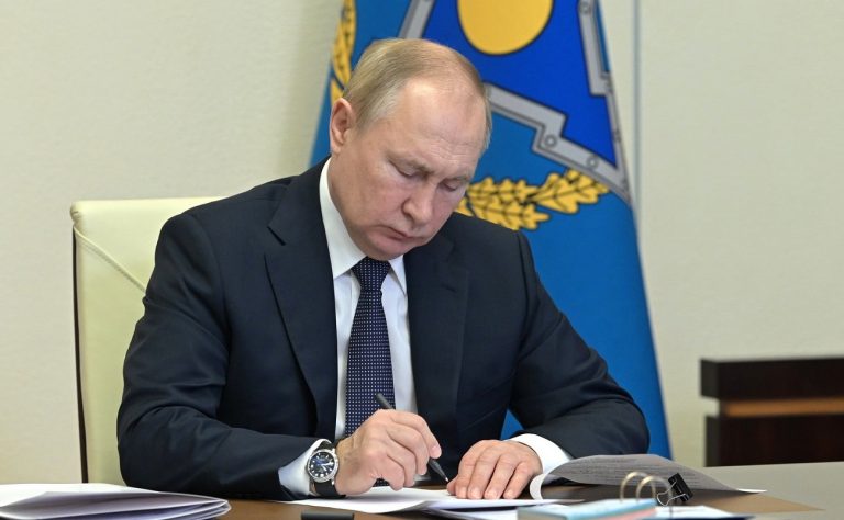 Kremlin: Sancțiunile SUA împotriva lui Putin echivalează cu ruperea relațiilor Moscova-Washington