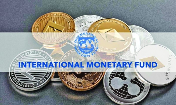 „Riscuri imediate”: FMI mai trage o directă criptomonedelor