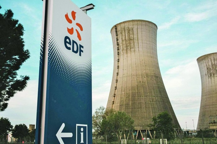 UE se împușcă în picior: criza energetică, agravată de Franța
