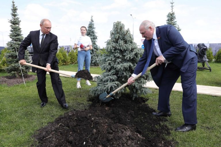 Belarus, gata să primească armele nucleare ale Rusiei. Anunțul președintelui Alexandr Lukașenko