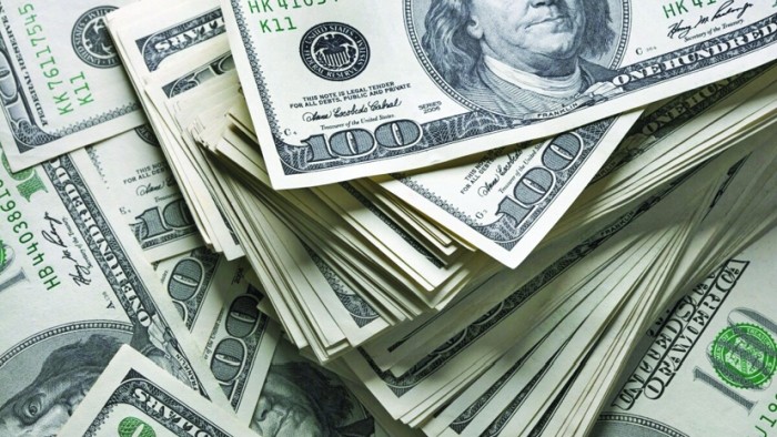 Măsură în fața sancțiunilor: băncile rusești, pline de miliarde de dolari cash