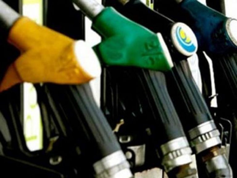 Pandemia scumpirilor. Petrolul, la cel mai ridicat preț din 2014