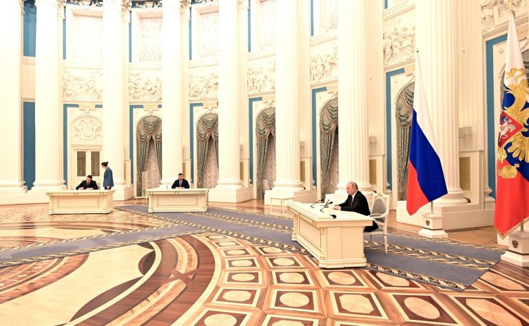 RĂZBOI ÎN UCRAINA. Putin vorbește despre armele nucleare ale Kievului. „Situația din Europa se va schimba”