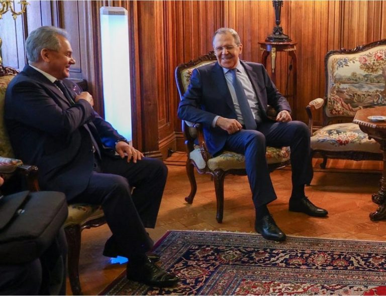 Ucraina. SUA, luată în bășcălie de Rusia. „Să anunțați calendarul viitoarelor invazii, să ne planificăm concediul”