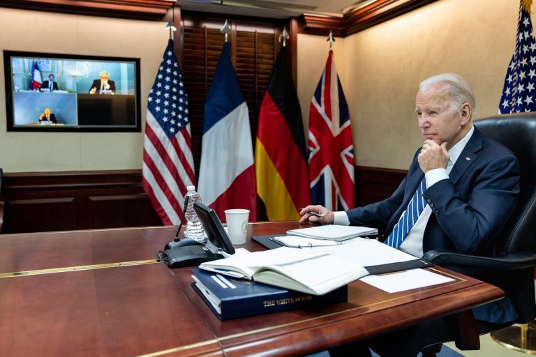 RĂZBOI ÎN UCRAINA. Echipa nucleară a lui Biden este pregătită / „Toate opțiunile sunt deschise”