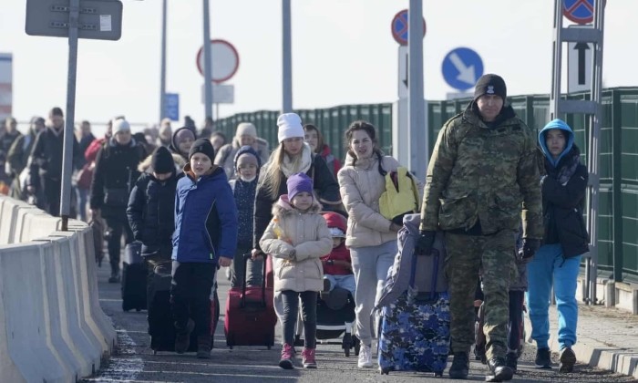 De la refugiații lui Dîncu la riscul unui Kaliningrad în România!
