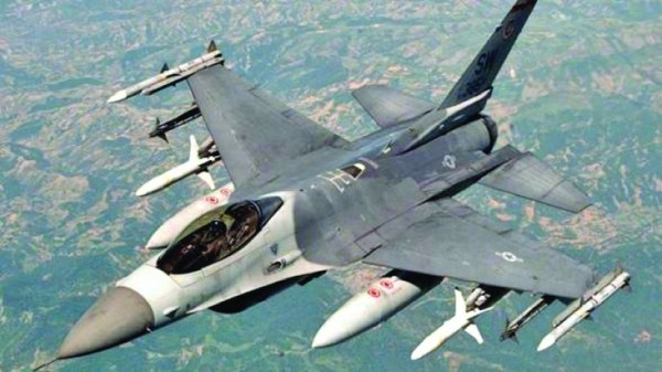 Proiect dubios al Guvernului. Deschide spațiul aerian pentru avioanele înarmate ale NATO și ale Ucrainei