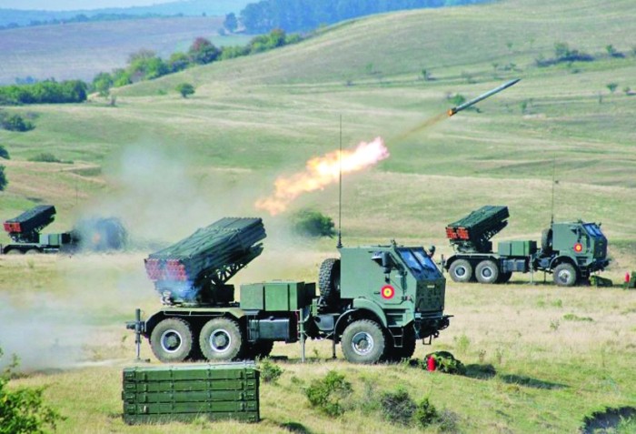 NATO ne bagă în război. România, obligată să doneze armament și tehnică militară Ucrainei