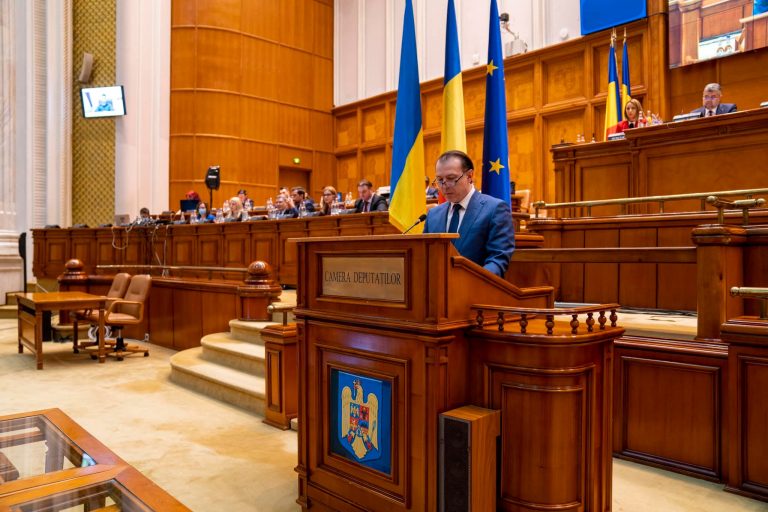 Cîțu s-a făcut de râs înaintea discursului lui Zelenski! Ce a putut spune președintele Senatului – VIDEO