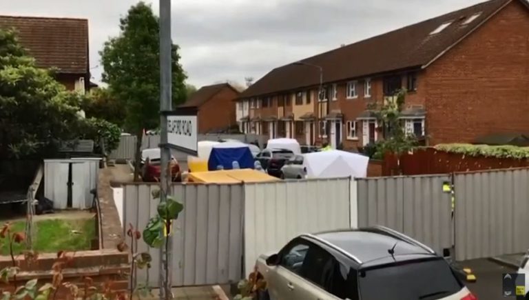 S-a dat alerta! Patru oameni, înjunghiați mortal la Londra – VIDEO