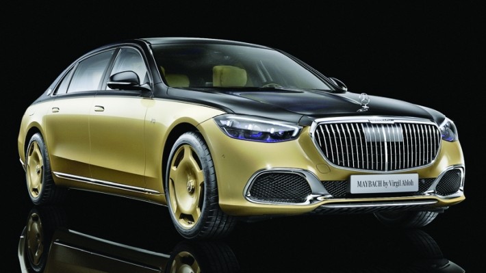 Superlimuzina Mercedes cu design Louis Vuitton