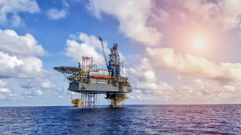 Un gigant petrolier din China pleacă din Europa și America! / Activele companiilor sino-ruse, ținta Occidentului