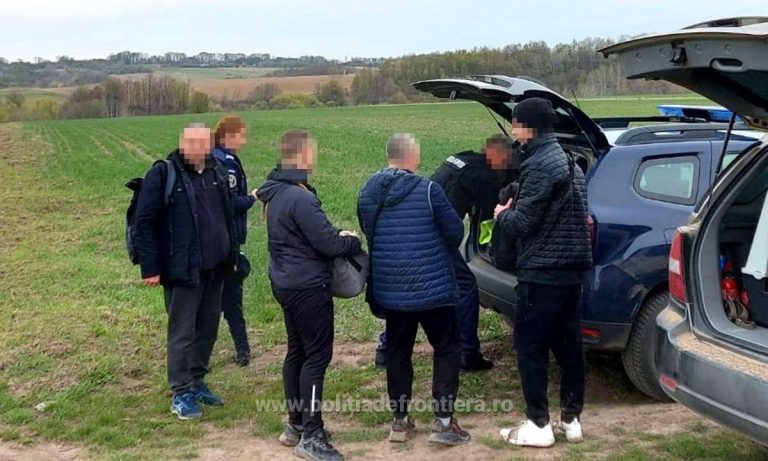 Patru ucraineni, observați din elicopter când încercau să intre ilegal în România. Ce a urmat! – FOTO/VIDEO