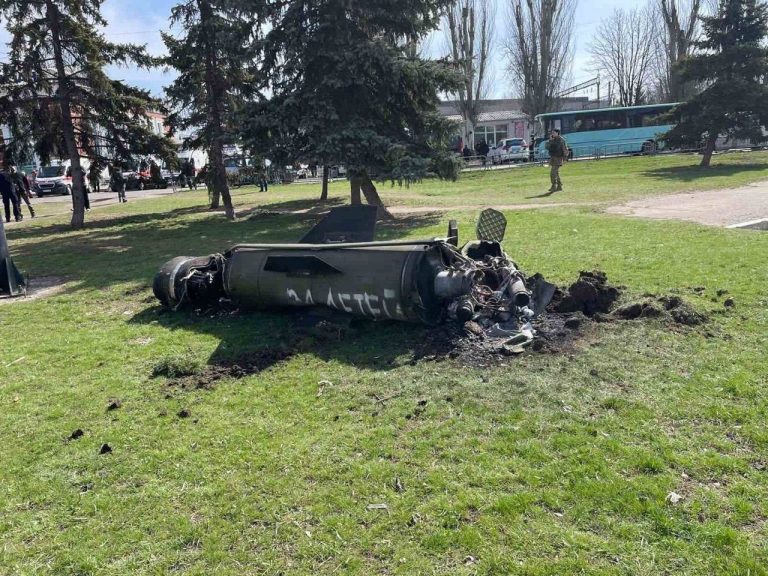 RĂZBOI ÎN UCRAINA. Rusia: Masacrul din gara Kramatorsk, o provocare ucraineană / Ce a transmis Joe Biden