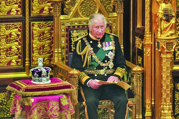 Moment de cotitură în monarhia britanică: prințul Charles preia frâiele Reginei