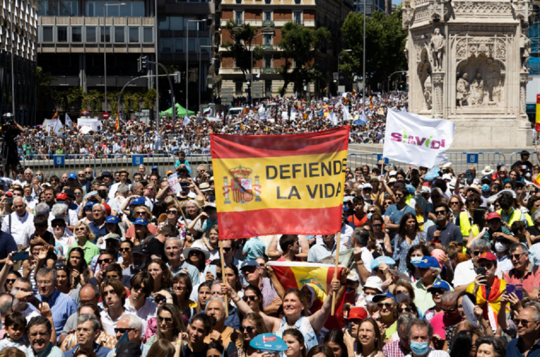 Spania iese în stradă împotriva avortului. Uriașă manifestație pro-viață la Madrid – VIDEO