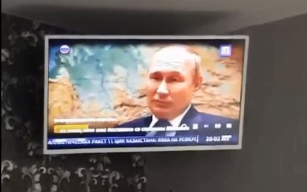 Rușii s-au răzbunat pentru 9 mai. Putin, „live” pe toate canalele tv din Ucraina, în timpul meciului cu Țara Galilor! VIDEO