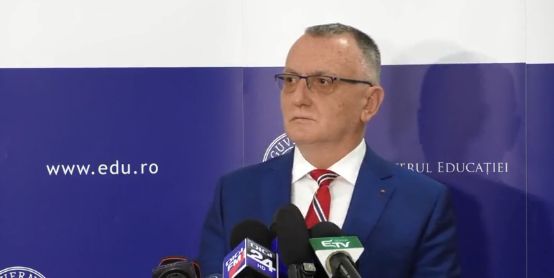 Situație incredibilă! Lucrare de 9,80 la BAC, notată cu 2,80. Reacția ministrului Cîmpeanu: „O eroare dramatică” – VIDEO