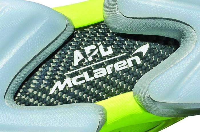 De la supermașini la adidași. McLaren debutează în footwear