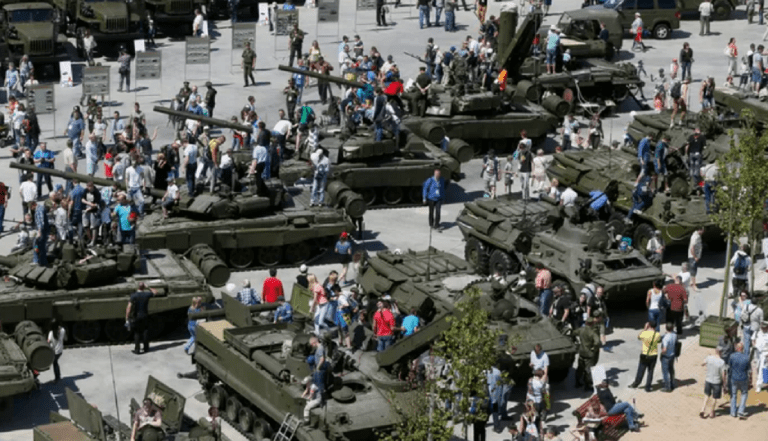 Putin deschide cel mai mare salon militar din Rusia. Contractele de armament bat „sancțiunile” occidentale – FOTO&VIDEO
