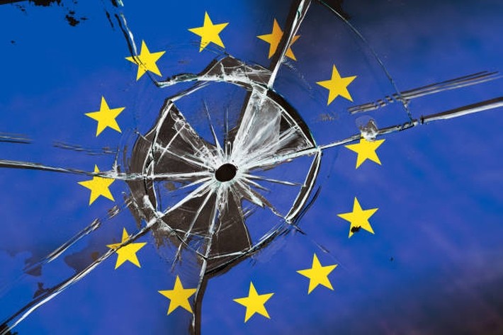 Collapse of the European Union. Disintegration of European countries. Concept - Ziarul National