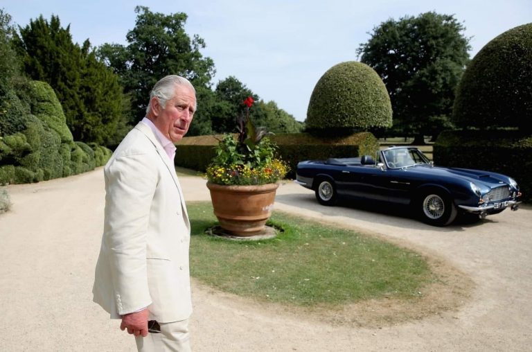 Charles al III-lea, deja atacat de republicani în Marea Britanie / „Este doar o farsă”