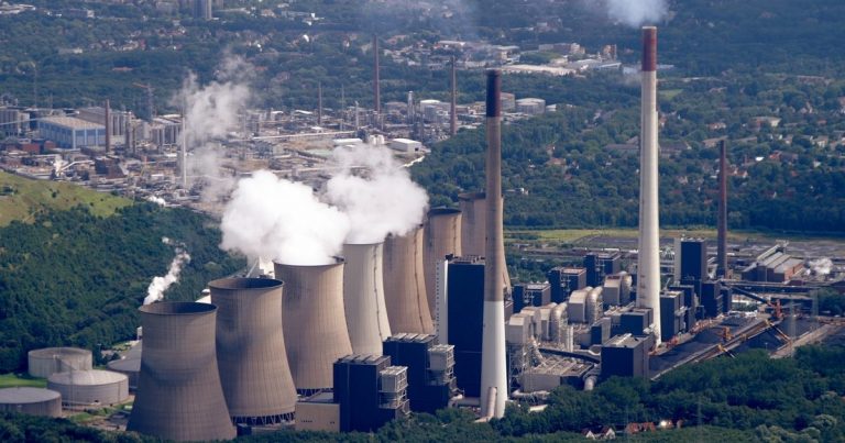 „Prețuri delirante la energie”. Franța bate cu pumnul în masa Comisiei Europene