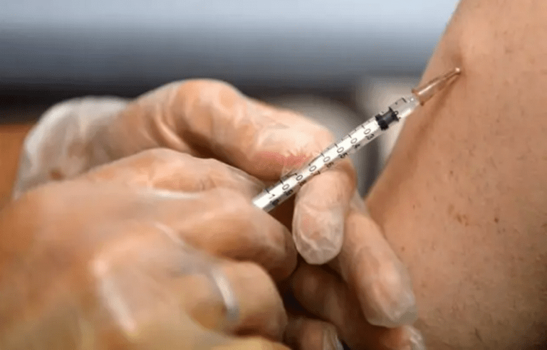 Variola maimuței, alertă OMS „la cel mai ridicat nivel” / UE anunță o comandă uriașă de vaccinuri