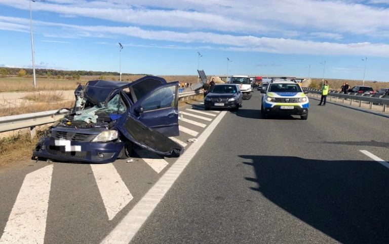 Trafic BLOCAT pe A3: două persoane, inconştiente! (GALERIE FOTO)