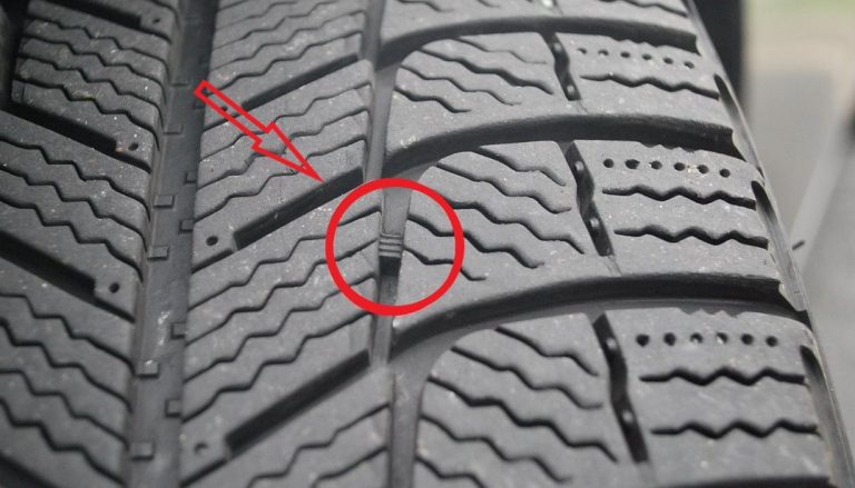 Când trebuie să-ţi schimbi cauciucurile de vară de pe maşină şi să-ţi montezi anvelopele de iarnă. Preţurile de la vulcanizări