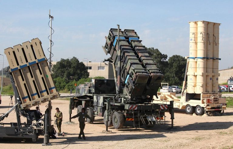 NATO lansează „scutul european de apărare aeriană”. România, prinsă în interesele giganților de armament