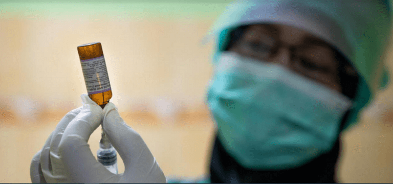 Parchetul European anchetează achiziția de vaccinuri anti-Covid-19 în UE / Se sparge secretomania Comisiei Europene cu Big Pharma