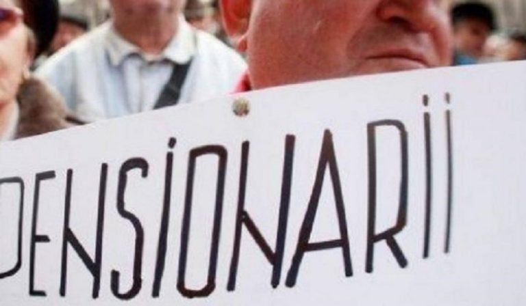 Pensionarii ies în stradă. Vor protesta la Guvern și la sediile prefecturilor din țară. Ce solicitări au